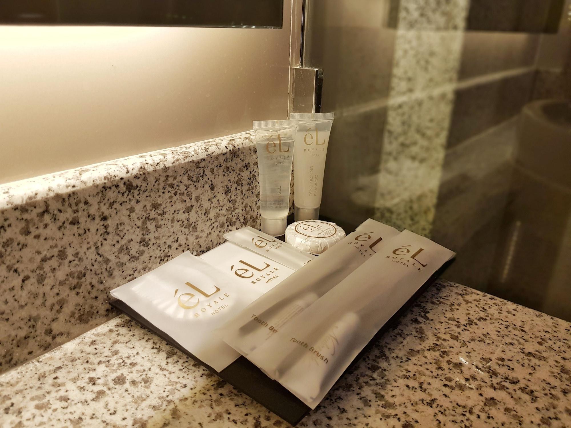 El Hotel Yogyakarta Malioboro מראה חיצוני תמונה